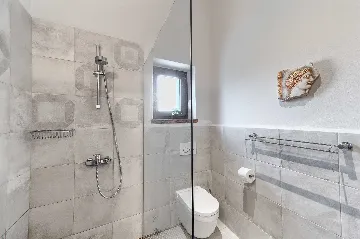 4-Bedroom Villa with Infinity Pool in Hvar