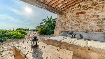 4-Bedroom Villa with Infinity Pool in Hvar