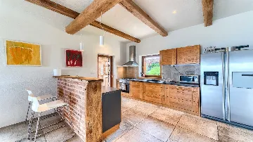 4-Bedroom Villa with Infinity Pool in Hvar