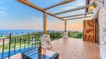 4-Bedroom Villa with Infinity Pool in Hvar
