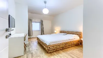 8-Bedroom Villa in Pitve for Up to 20 Guests