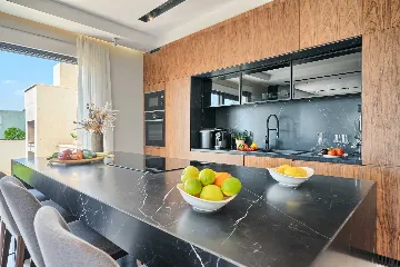 Podstrana Villa with Private Pool for 10 Guests