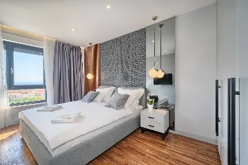 Podstrana Villa with Private Pool for 10 Guests