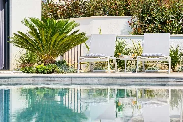 Podstrana Villa with Private Pool for 10 Guests