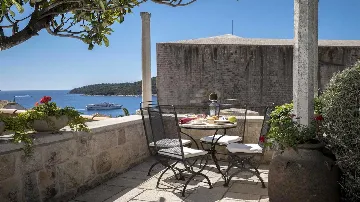 Dubrovnik 4-Bedroom Villa with Spa and Outdoor Pool