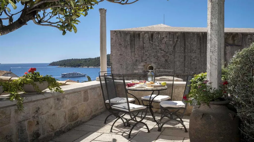 Dubrovnik 4-Bedroom Villa with Spa and Outdoor Pool