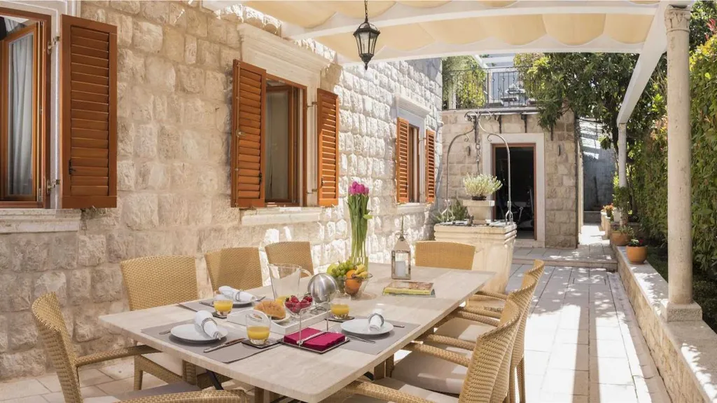 Dubrovnik 4-Bedroom Villa with Spa and Outdoor Pool