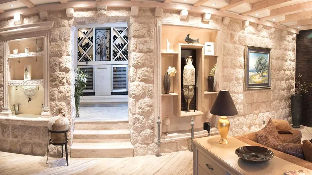 Dubrovnik 4-Bedroom Villa with Spa and Outdoor Pool