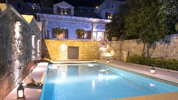 Dubrovnik 4-Bedroom Villa with Spa and Outdoor Pool