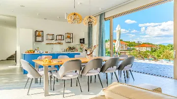 Villa in Zmijavci with Heated Pool for Up to 12