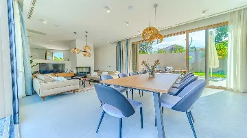 Villa in Zmijavci with Heated Pool for Up to 12