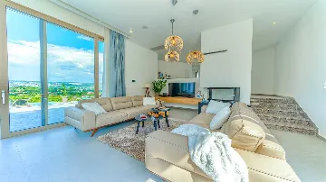 Villa in Zmijavci with Heated Pool for Up to 12