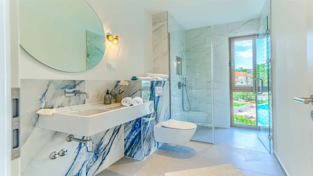 Villa in Zmijavci with Heated Pool for Up to 12