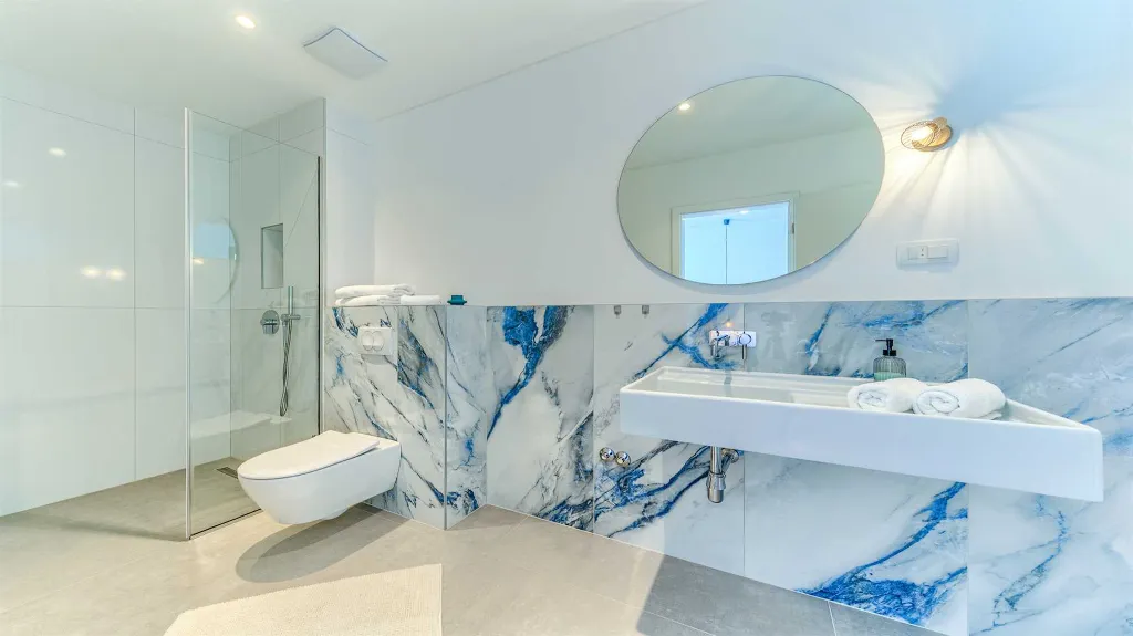 Villa in Zmijavci with Heated Pool for Up to 12