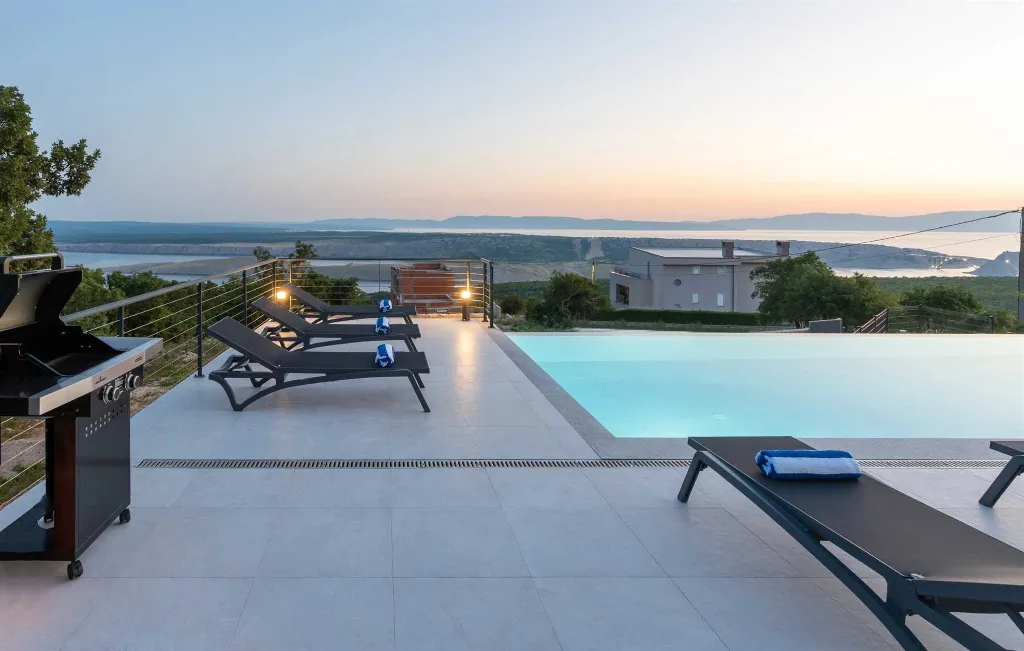 Villa in Smrika with Pool, Sauna & Sea Views