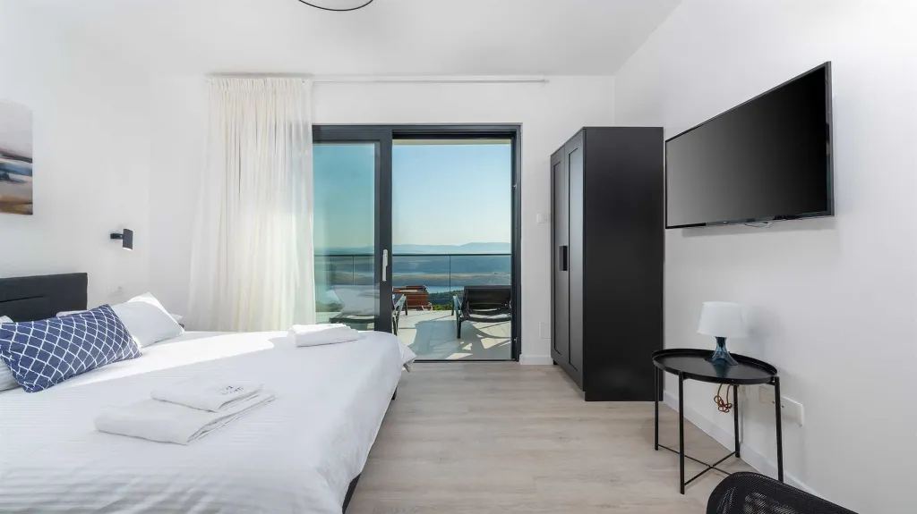 Villa in Smrika with Pool, Sauna & Sea Views