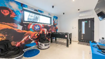 Villa in Smrika with Pool, Sauna & Sea Views