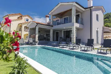 4-Bedroom Villa for 8 in Labin, Istria