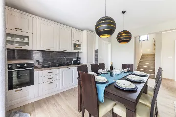 4-Bedroom Villa for 8 in Labin, Istria