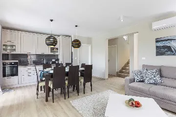 4-Bedroom Villa for 8 in Labin, Istria