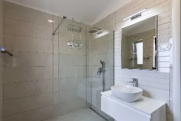 4-Bedroom Villa for 8 in Labin, Istria