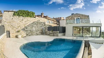 Modern Countryside Villa in Buje with Jacuzzi & Sauna