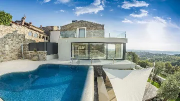 Modern Countryside Villa in Buje with Jacuzzi & Sauna