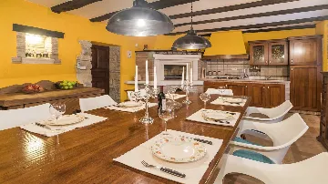 Modern Countryside Villa in Buje with Jacuzzi & Sauna