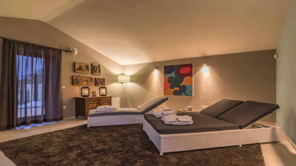 Modern Countryside Villa in Buje with Jacuzzi & Sauna