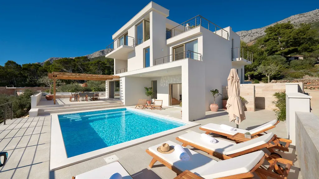 Poolside Villa with Sea Views in Sveta Nedjelja