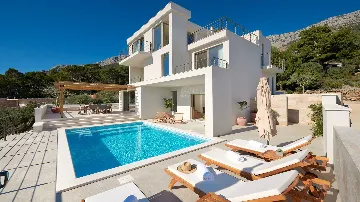 Poolside Villa with Sea Views in Sveta Nedjelja