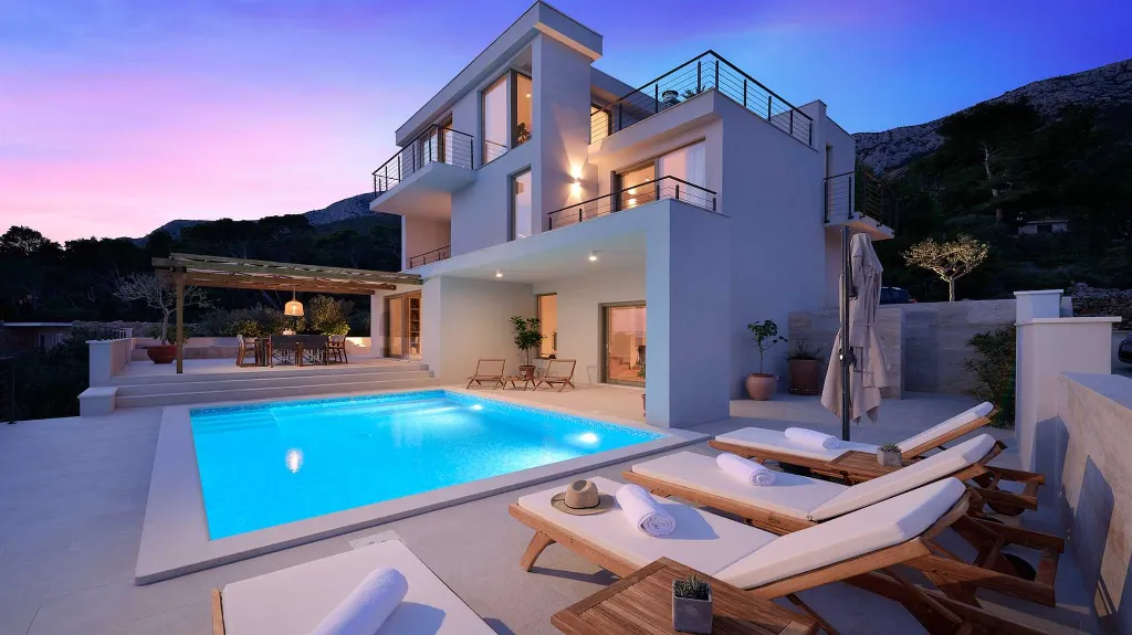 Poolside Villa with Sea Views in Sveta Nedjelja