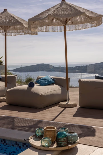 Orašac 7-Bedroom Villa with Heated Pool & Sea Views