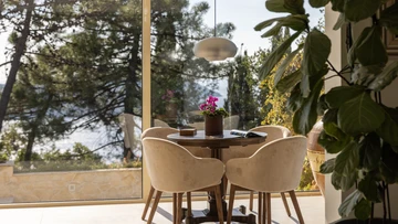 Orašac 7-Bedroom Villa with Heated Pool & Sea Views