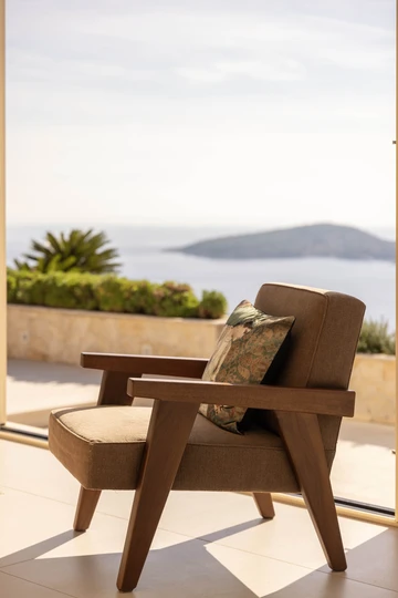 Orašac 7-Bedroom Villa with Heated Pool & Sea Views