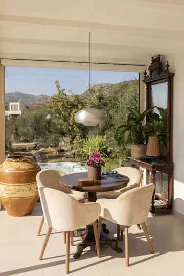 Orašac 7-Bedroom Villa with Heated Pool & Sea Views