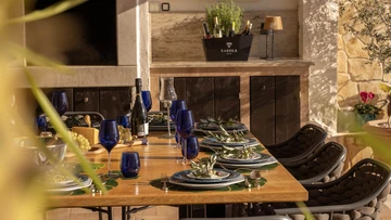 Orašac 7-Bedroom Villa with Heated Pool & Sea Views