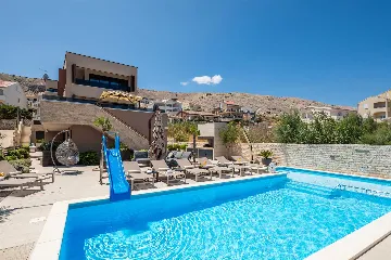 Villa in Pag for up to 14 Guests with 7 Bedrooms
