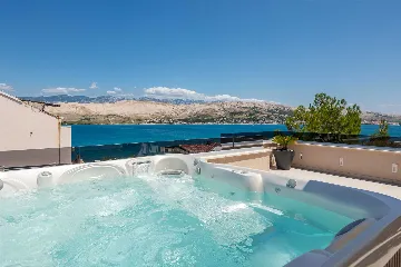 Villa in Pag for up to 14 Guests with 7 Bedrooms