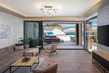 Villa in Pag for up to 14 Guests with 7 Bedrooms