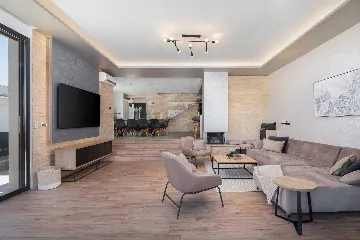 Villa in Pag for up to 14 Guests with 7 Bedrooms