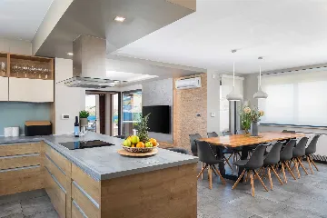 Villa in Pag for up to 14 Guests with 7 Bedrooms