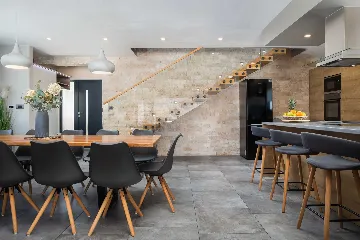 Villa in Pag for up to 14 Guests with 7 Bedrooms