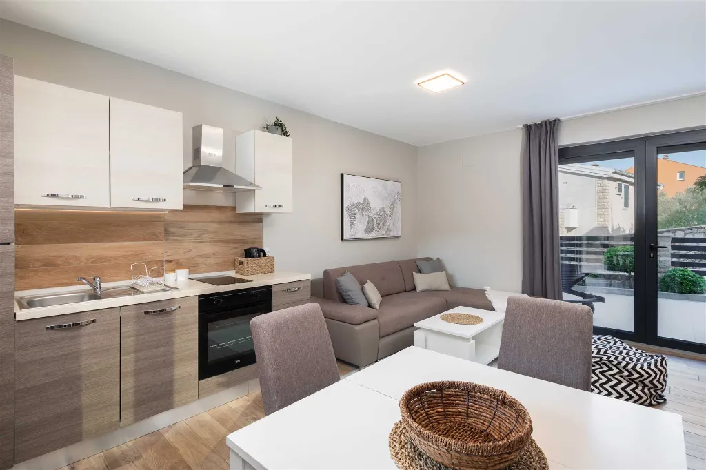 Villa in Pag for up to 14 Guests with 7 Bedrooms