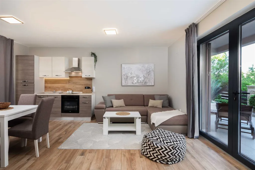 Villa in Pag for up to 14 Guests with 7 Bedrooms