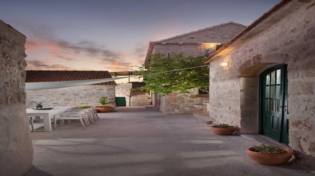 Villa in Zavala, Croatia for up to 10 Guests
