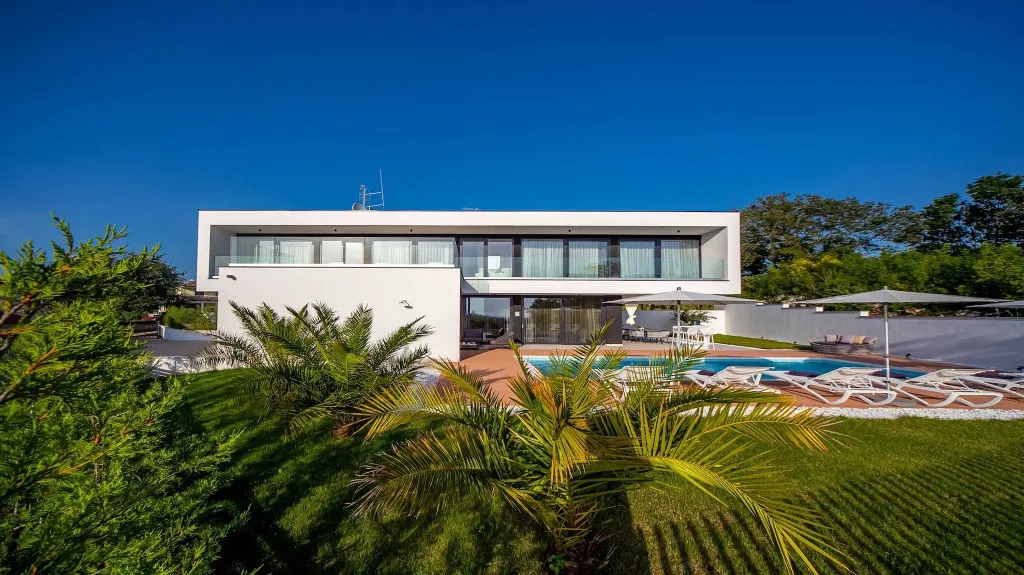 4-Bedroom Villa with Private Pool in Rovinj