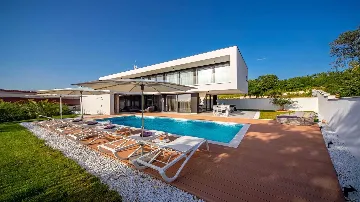 4-Bedroom Villa with Private Pool in Rovinj