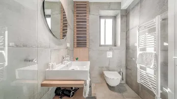 Villa for 8 Guests with Heated Pool in Primošten