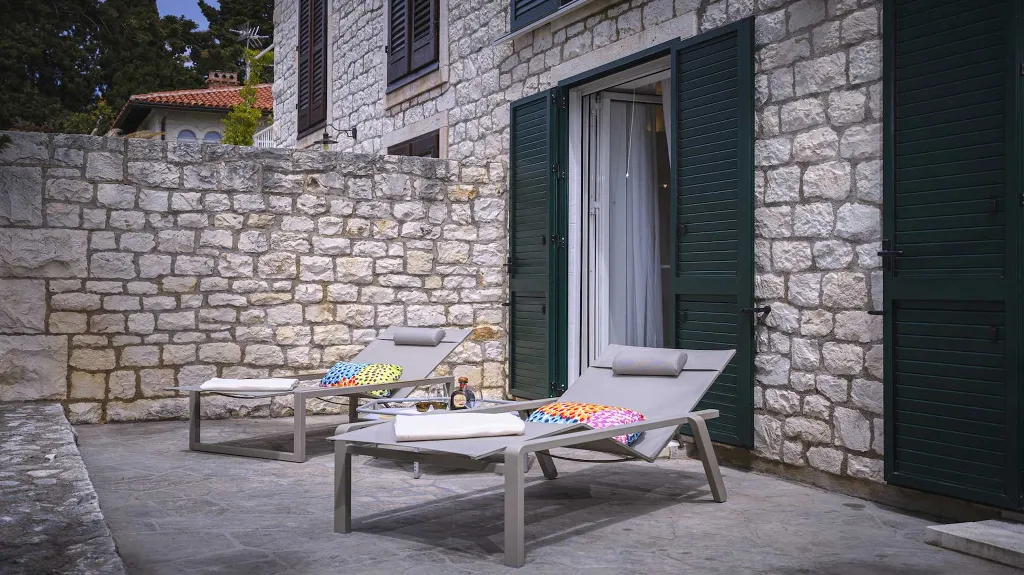 3-Bedroom Villa with Direct Beach Access in Hvar